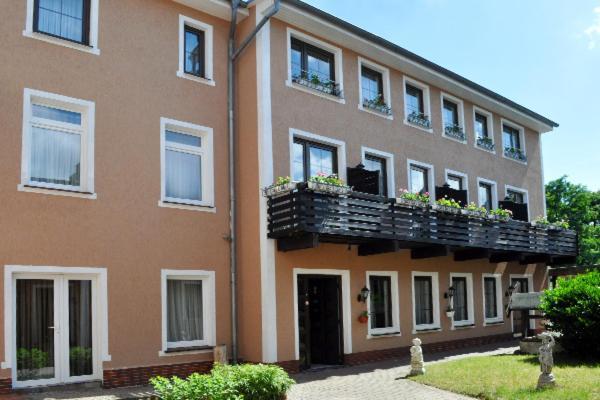 Spreehotel Шпремберг Екстериор снимка