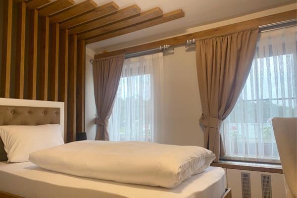 Spreehotel Шпремберг Екстериор снимка